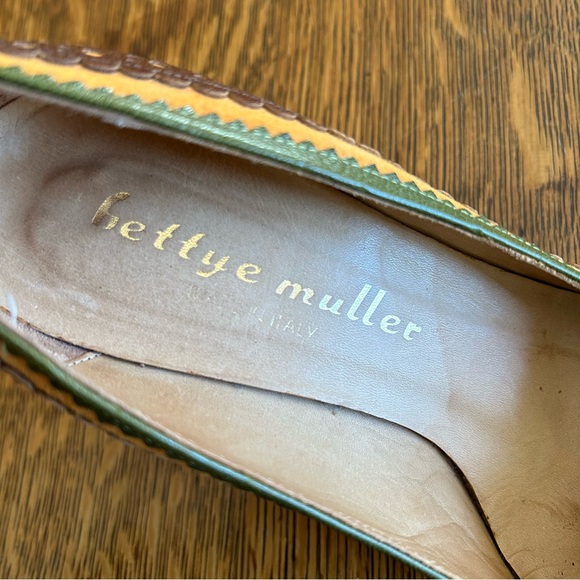 Vintage Leather and Yarn Bettye Muller Designer Heels - Picture 5 of 8